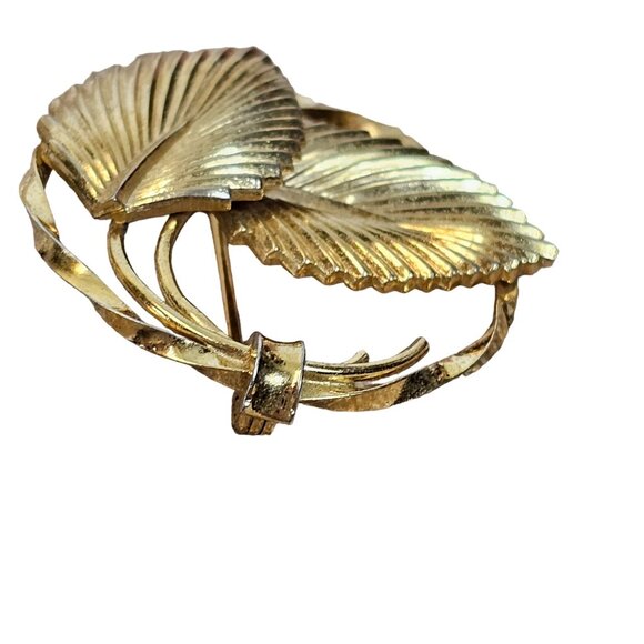 VTG Brooch Winward Signed 12K Gold Filled Textur Leaf Curl Loop Round Fairycore - Picture 6 of 11